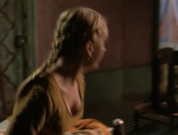 extant_XenaWarriorPrincess_4x14_Devi_02737.jpg