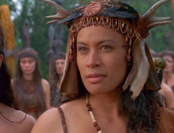 extant_XenaWarriorPrincess_6x01-ComingHome_02542.jpg