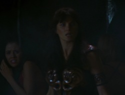 extant_XenaWarriorPrincess_6x02-TheHauntingOfAmphipolis_00128.jpg