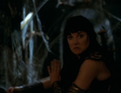 extant_XenaWarriorPrincess_6x02-TheHauntingOfAmphipolis_00206.jpg