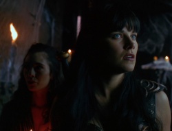 extant_XenaWarriorPrincess_6x02-TheHauntingOfAmphipolis_00475.jpg