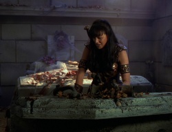 extant_XenaWarriorPrincess_6x02-TheHauntingOfAmphipolis_00625.jpg