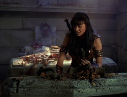 extant_XenaWarriorPrincess_6x02-TheHauntingOfAmphipolis_00634.jpg