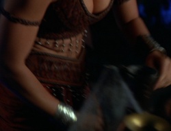 extant_XenaWarriorPrincess_6x02-TheHauntingOfAmphipolis_00756.jpg