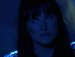 extant_XenaWarriorPrincess_6x02-TheHauntingOfAmphipolis_01153.jpg