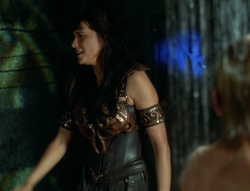 extant_XenaWarriorPrincess_6x02-TheHauntingOfAmphipolis_01351.jpg