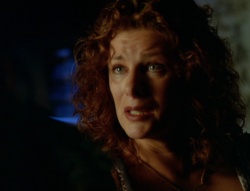 extant_XenaWarriorPrincess_6x02-TheHauntingOfAmphipolis_01470.jpg