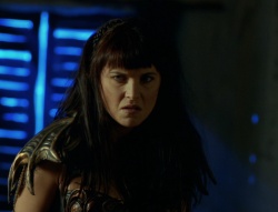 extant_XenaWarriorPrincess_6x02-TheHauntingOfAmphipolis_01490.jpg