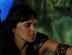 extant_XenaWarriorPrincess_6x02-TheHauntingOfAmphipolis_01739.jpg