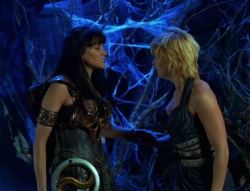 extant_XenaWarriorPrincess_6x02-TheHauntingOfAmphipolis_02301.jpg