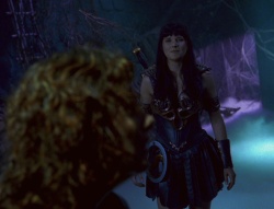 extant_XenaWarriorPrincess_6x02-TheHauntingOfAmphipolis_02441.jpg