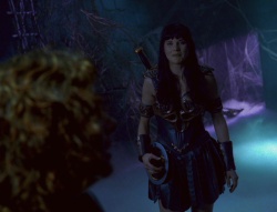 extant_XenaWarriorPrincess_6x02-TheHauntingOfAmphipolis_02442.jpg