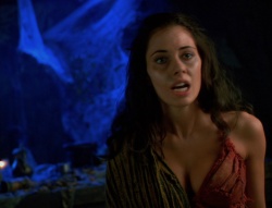 extant_XenaWarriorPrincess_6x02-TheHauntingOfAmphipolis_02762.jpg