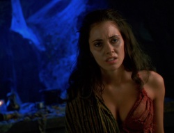 extant_XenaWarriorPrincess_6x02-TheHauntingOfAmphipolis_02779.jpg