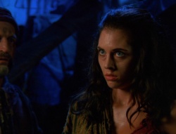 extant_XenaWarriorPrincess_6x02-TheHauntingOfAmphipolis_02800.jpg