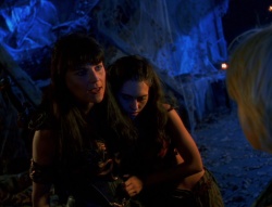 extant_XenaWarriorPrincess_6x02-TheHauntingOfAmphipolis_03080.jpg