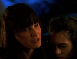 extant_XenaWarriorPrincess_6x02-TheHauntingOfAmphipolis_03137.jpg