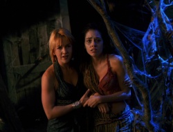 extant_XenaWarriorPrincess_6x02-TheHauntingOfAmphipolis_03395.jpg