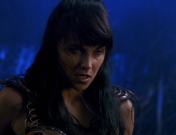 extant_XenaWarriorPrincess_6x02-TheHauntingOfAmphipolis_03522.jpg