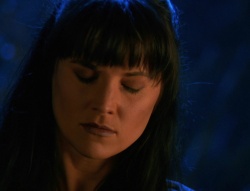 extant_XenaWarriorPrincess_6x02-TheHauntingOfAmphipolis_03528.jpg