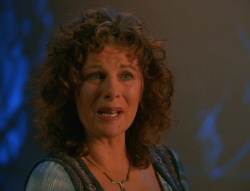 extant_XenaWarriorPrincess_6x02-TheHauntingOfAmphipolis_03592.jpg